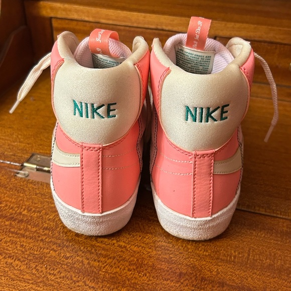 NIKE BLAZER MID '77 SE Dance SIZE 7Y - Picture 3 of 15
